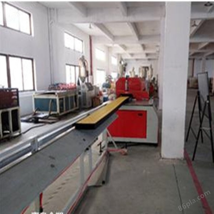 防滑踏板挤出机/海水牧场生产线 中瑞塑机