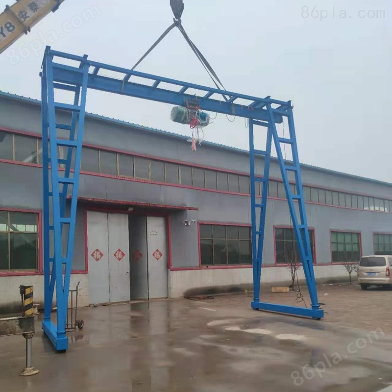 东弘建筑工地小型龙门吊1吨5吨价格